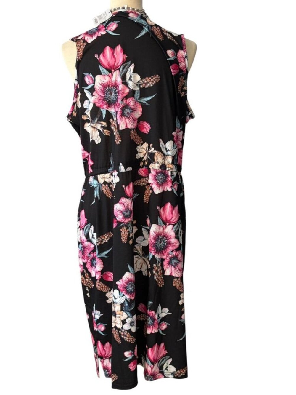 Dress Sleeveless Casual